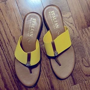 Like new Italian shoemakers sandals size 7